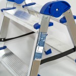 Стремянка алюминиевая двухсторонняя, 2 ступени, шт